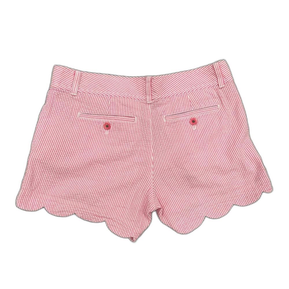 Lilly Pulitzer Buttercup Seersucker Pink Bermuda Shorts Scalloped Hem Size 4 - Picture 2 of 3